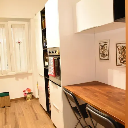 Гостевой дом E Cameretta Con Bagno Privato Рим